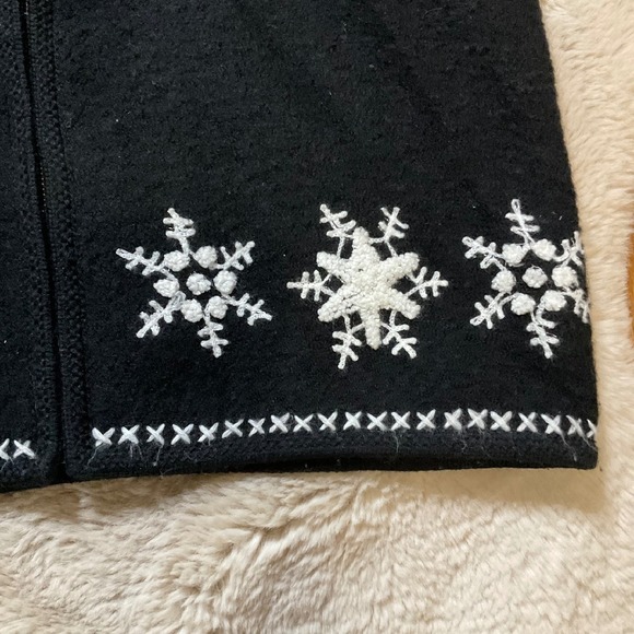 Lisa International Vest Womens Large Boiled Wool Embroidered Snowflake Black Wht - Picture 3 of 9